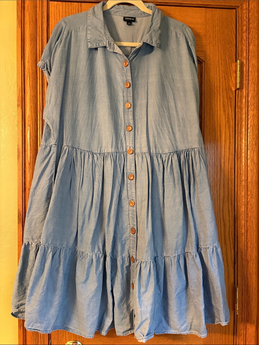torrid light blue tiered button-front dress size 1/1X